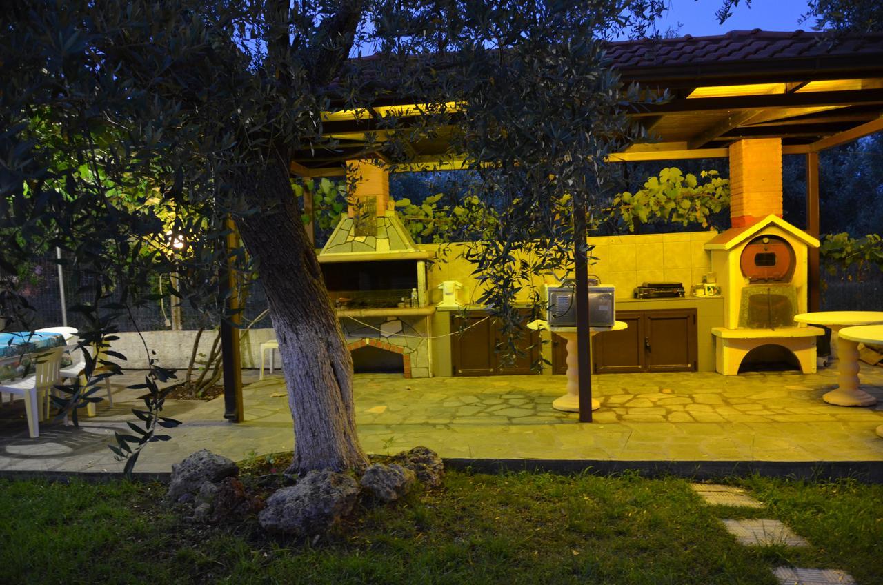 Hotel Maria Chrisi Ammoudia Exteriör bild