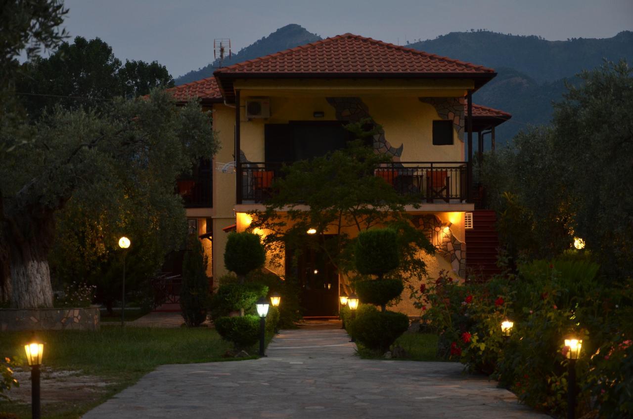 Hotel Maria Chrisi Ammoudia Exteriör bild